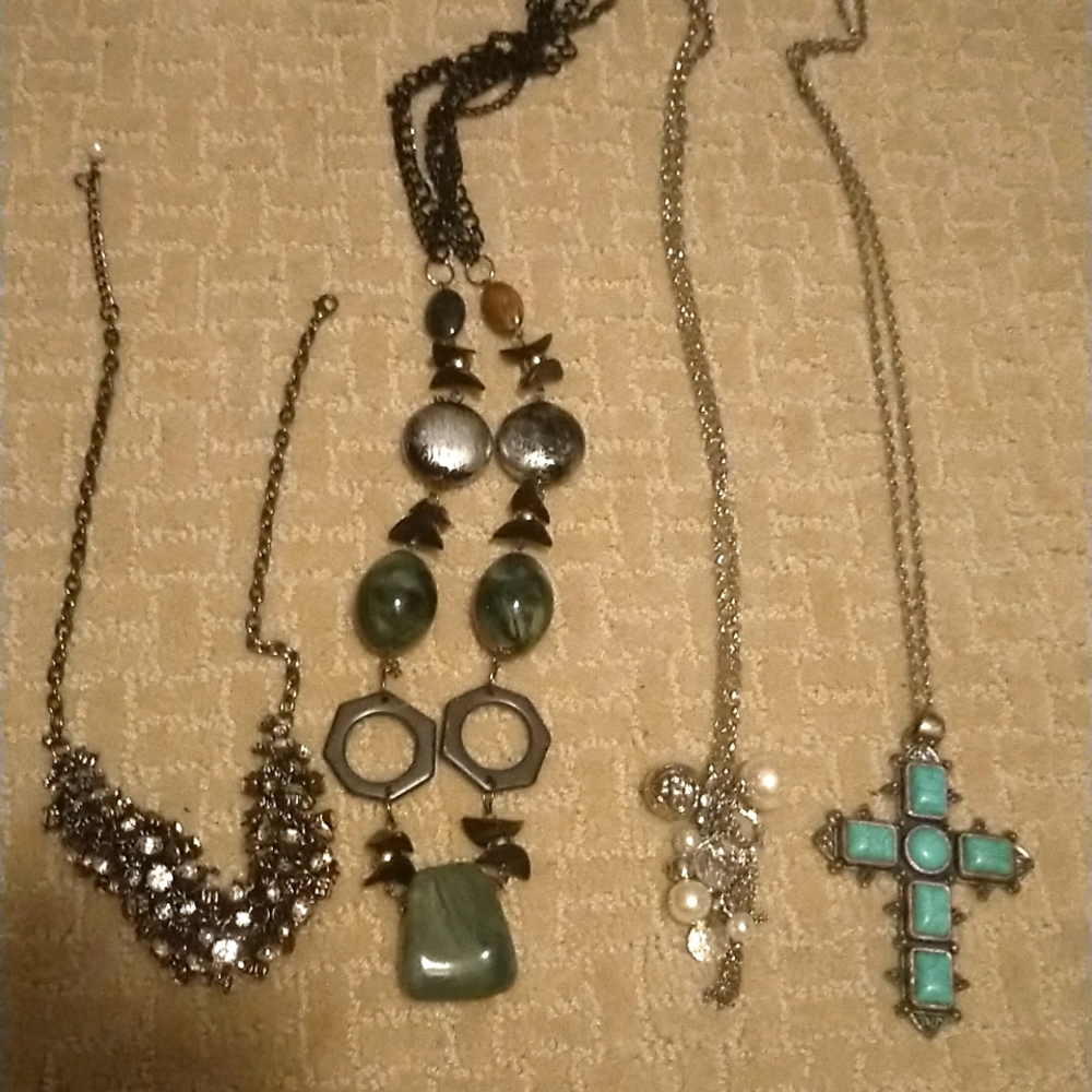 Free Necklace with over $80 purchase!